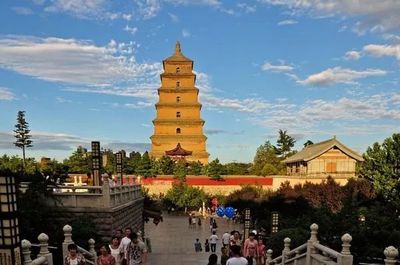 西安曲江文化旅游股份旗下大雁塔、楼观道和海洋馆联合招聘公告